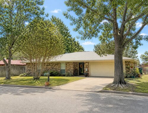 1207 Friona St. Bowie, Tx. 76230
